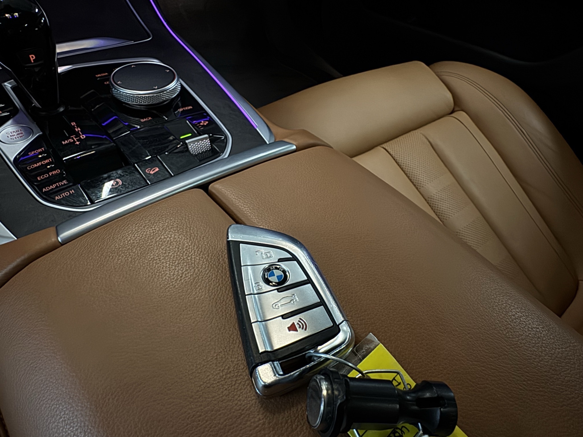 Vehicle image 73 of 75
