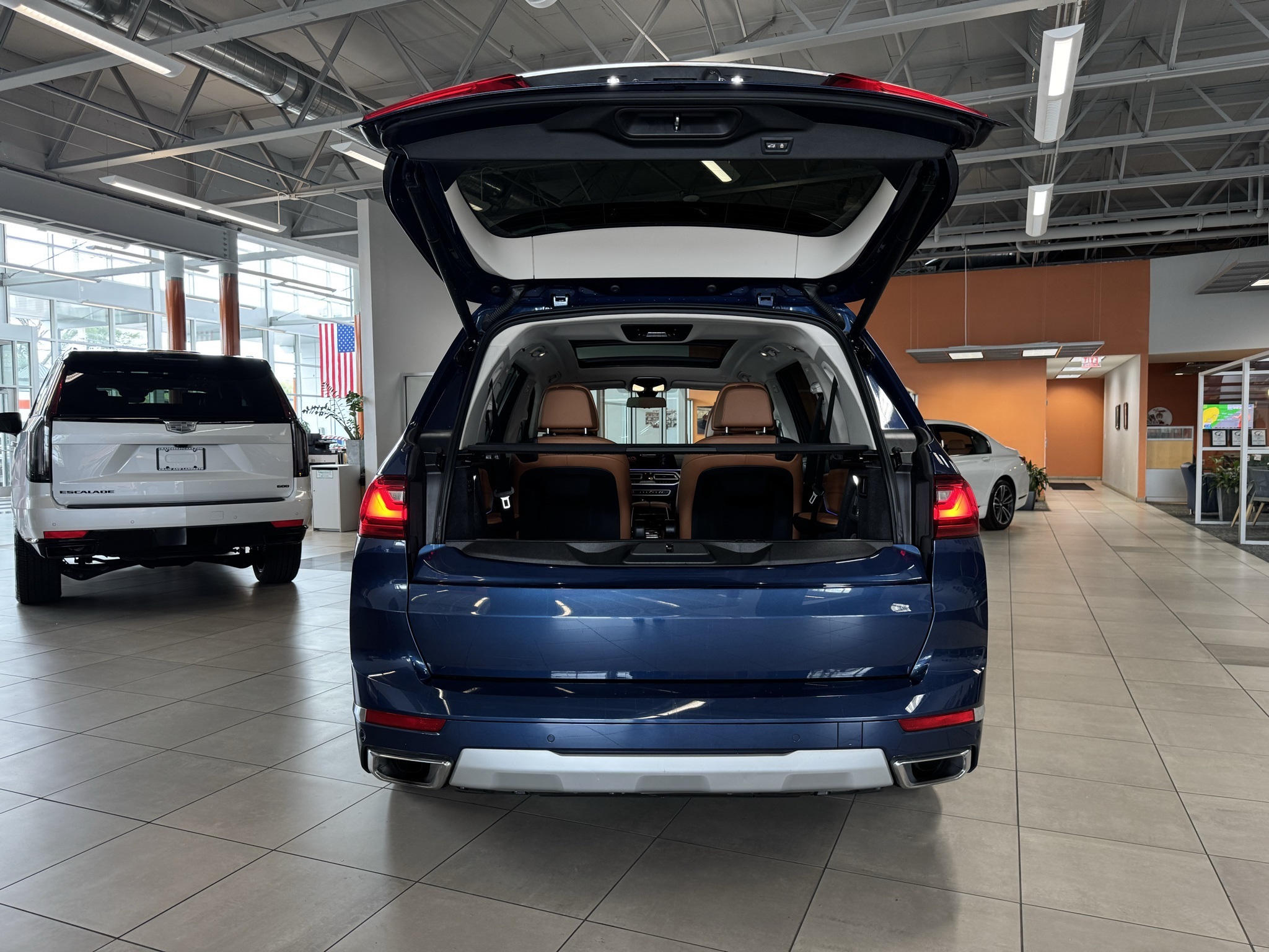Vehicle image 14 of 75
