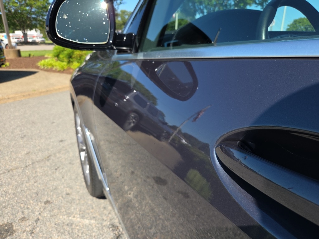 Vehicle image 37 of 39
