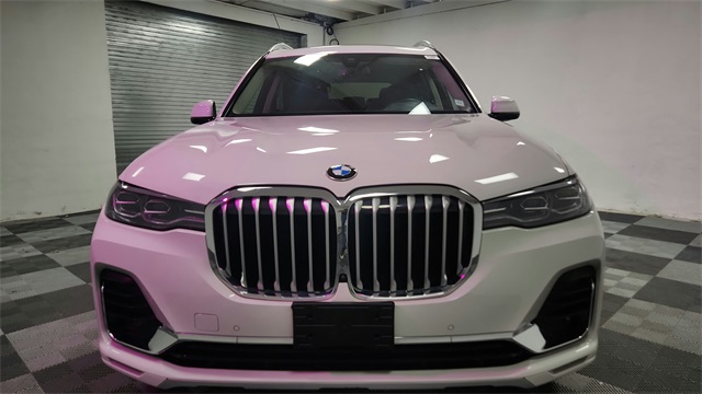 Vehicle image 2 of 26