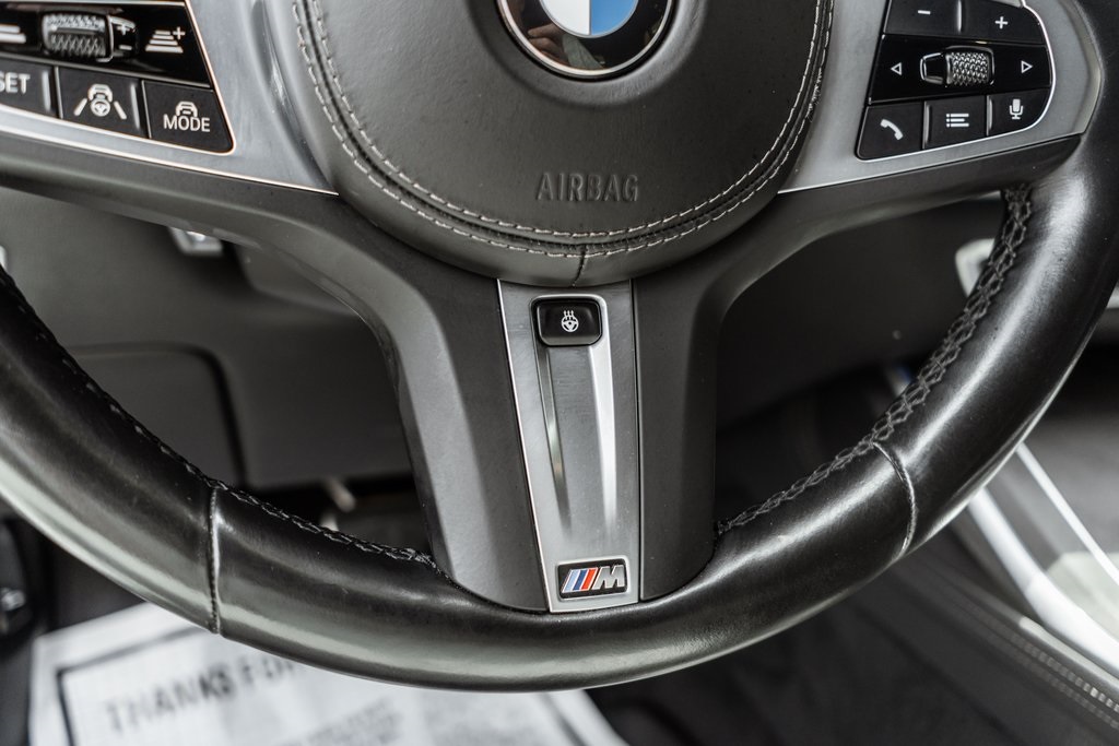 Vehicle image 21 of 51