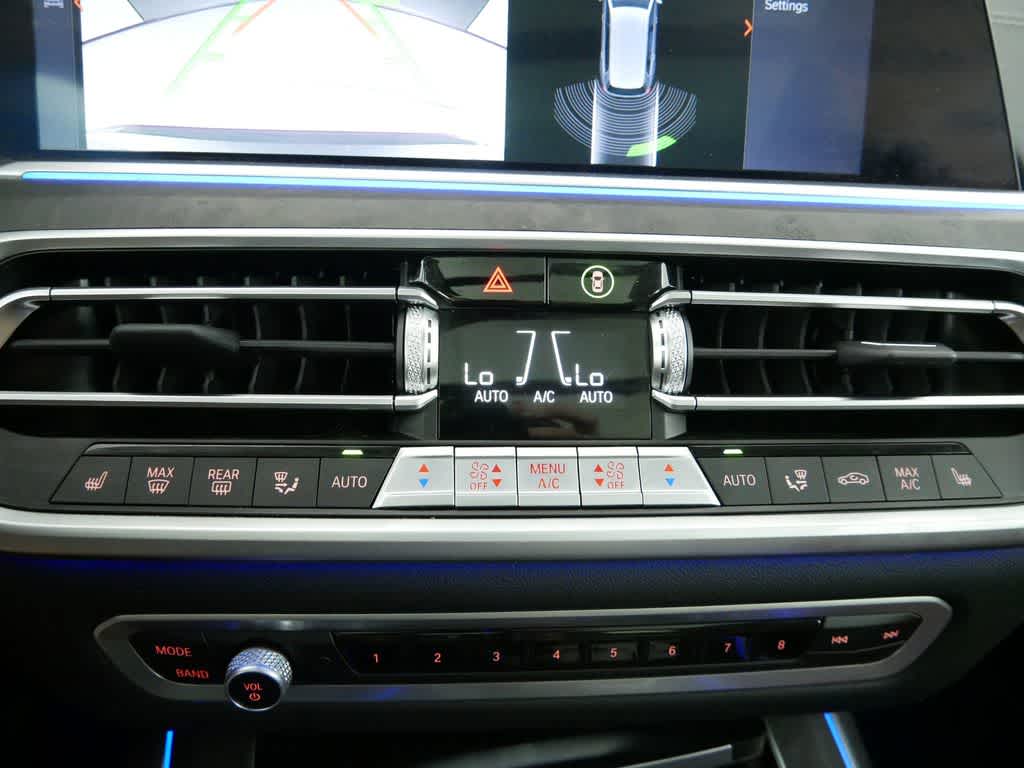 Vehicle image 35 of 63