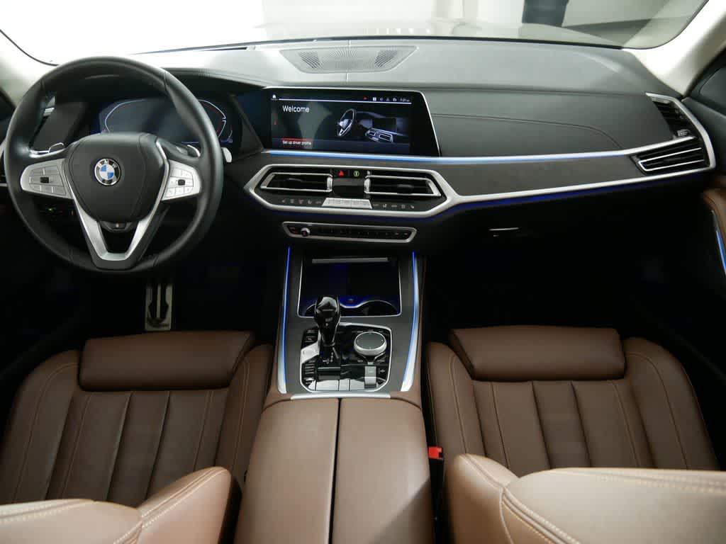 Vehicle image 26 of 63