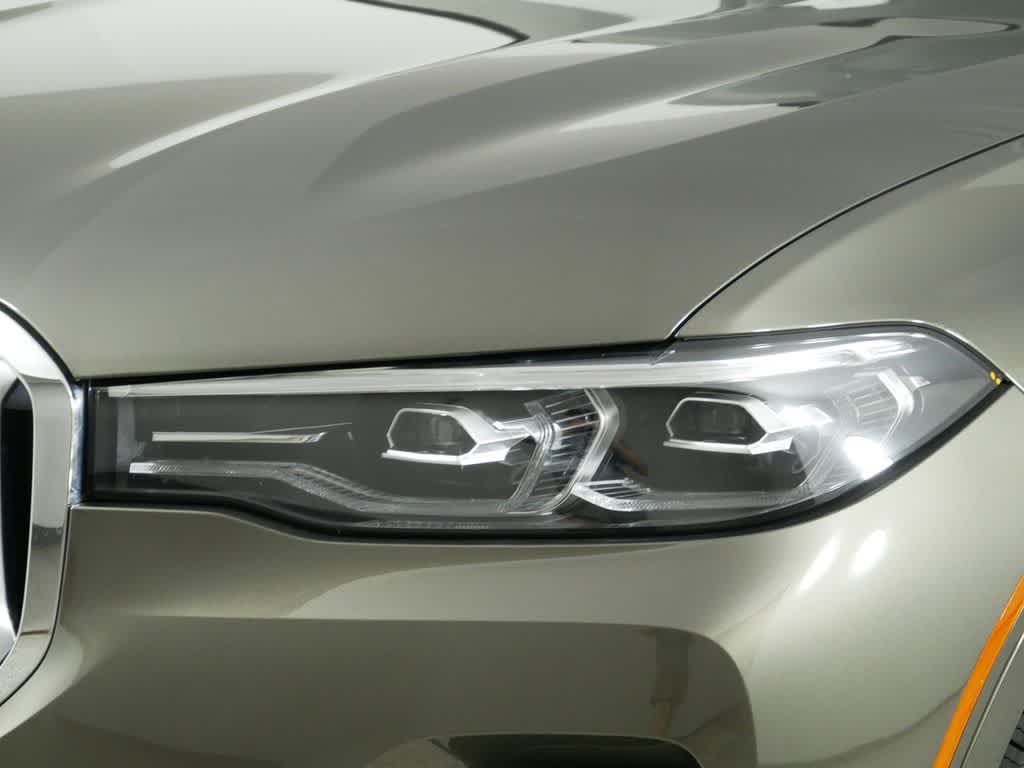 Vehicle image 55 of 63
