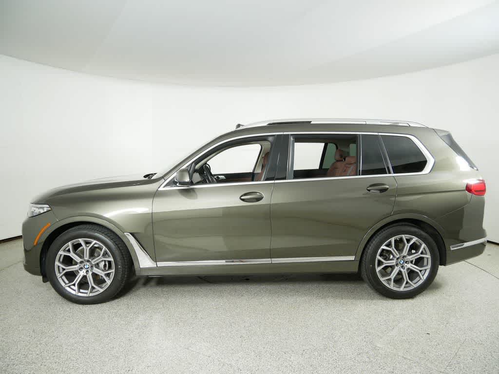 Vehicle image 14 of 63