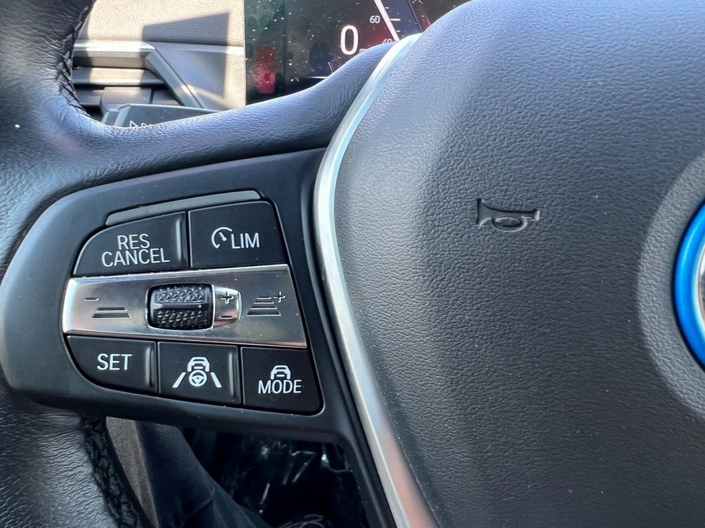 2022 BMW i4 eDrive40 Image 26 of 29