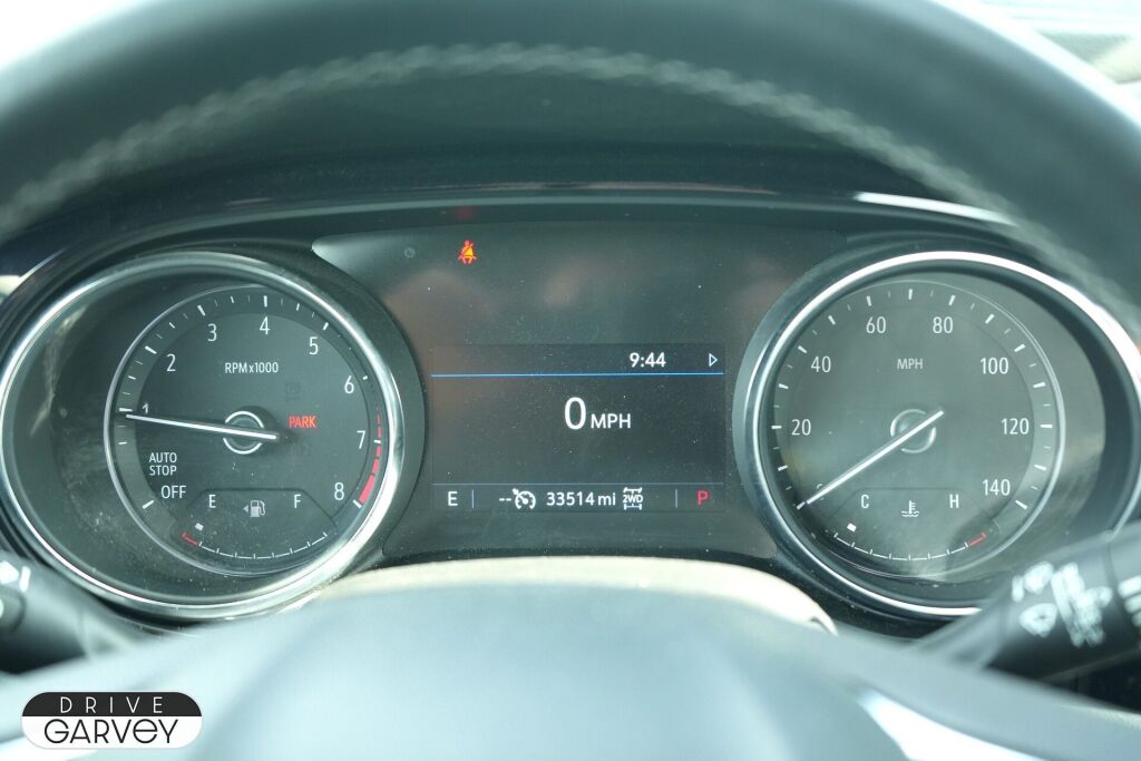 Vehicle image 12 of 31