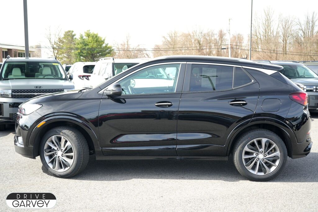 Vehicle image 9 of 31