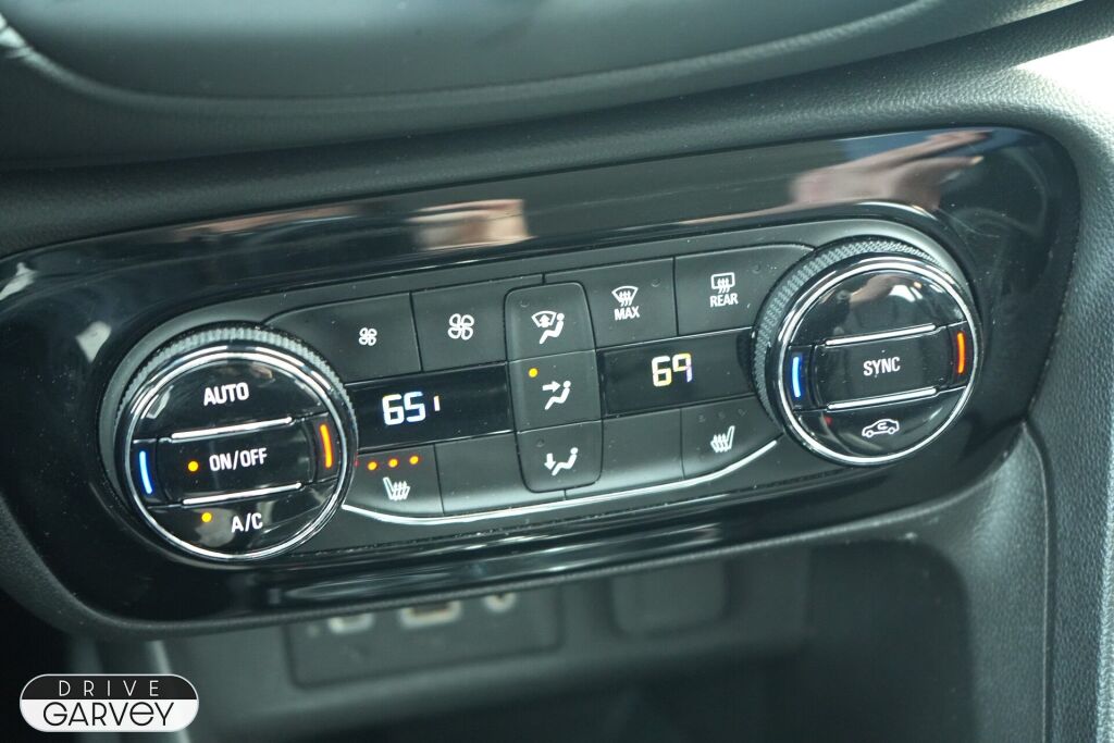 Vehicle image 18 of 31