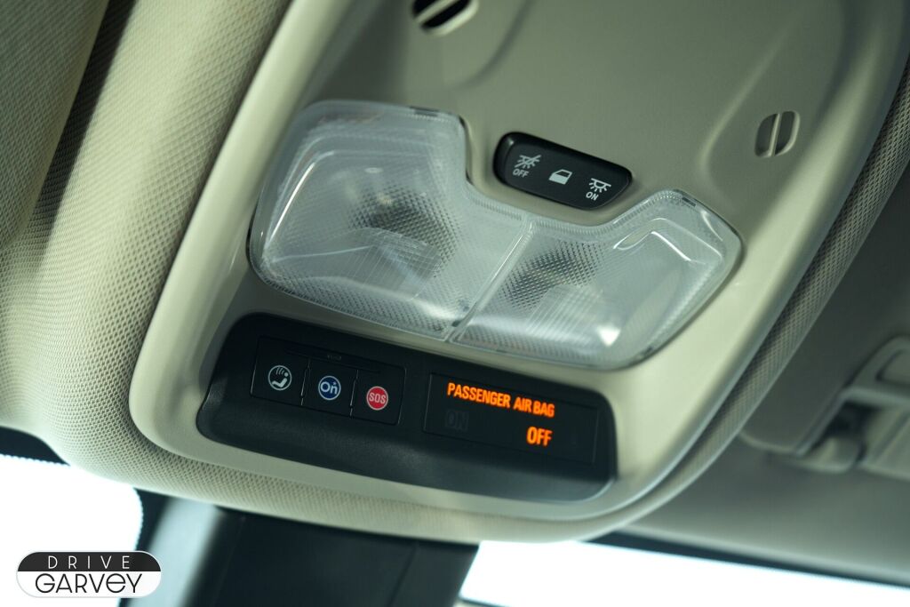 Vehicle image 22 of 31