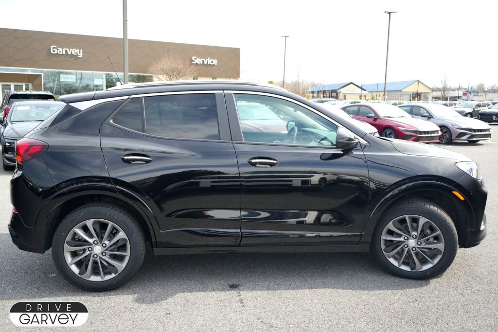Vehicle image 5 of 31