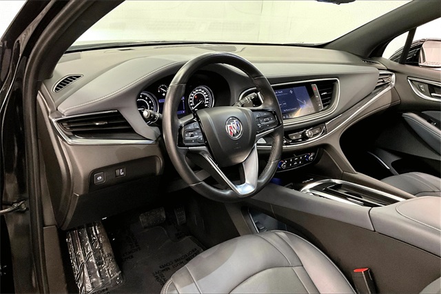 Vehicle image 14 of 38