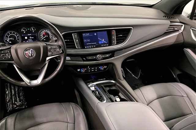 Vehicle image 16 of 38