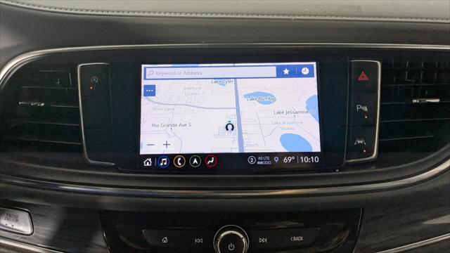 Vehicle image 21 of 37