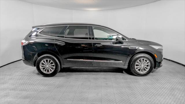 Vehicle image 5 of 37