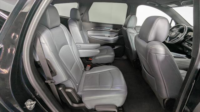 Vehicle image 29 of 37