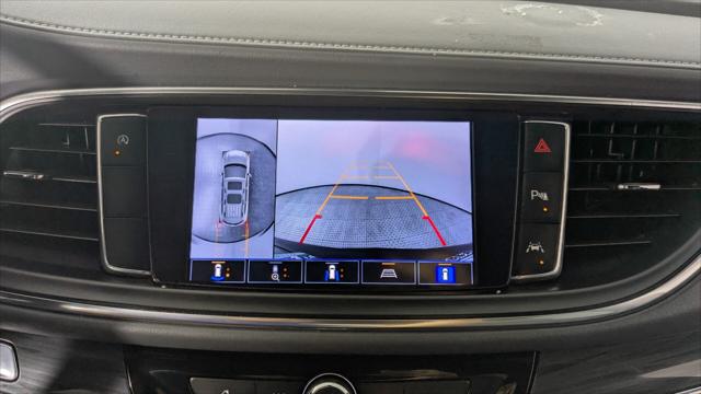 Vehicle image 23 of 37