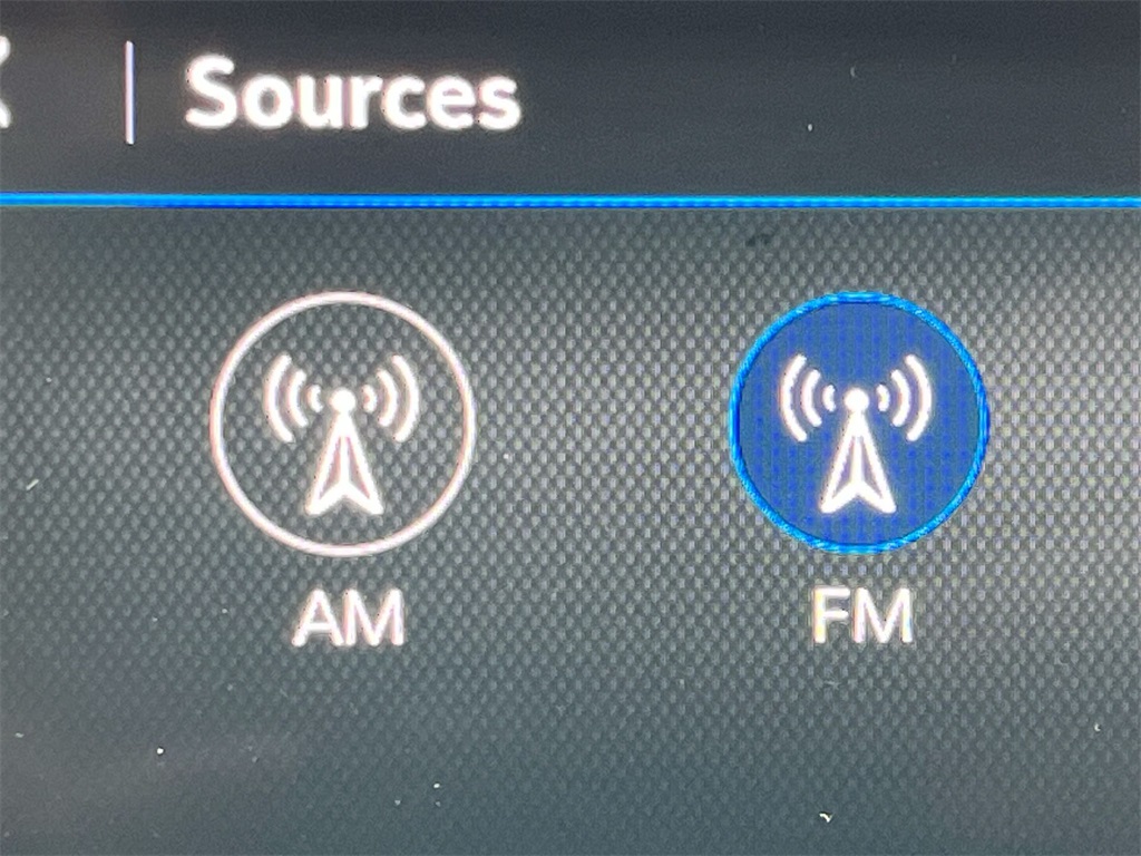 Vehicle image 18 of 37