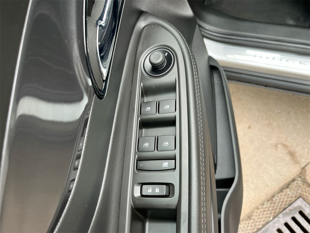 Vehicle image 37 of 37