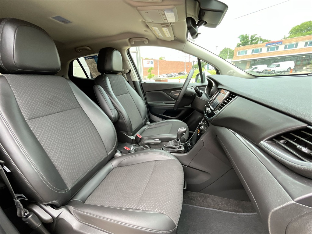 Vehicle image 12 of 37