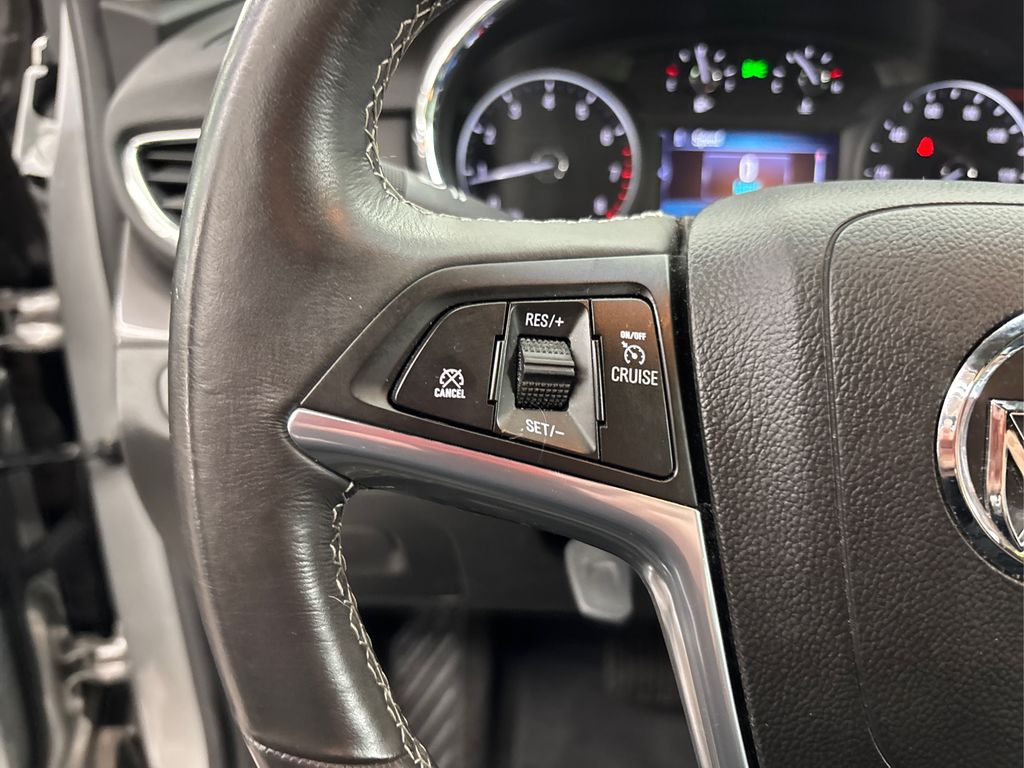 Vehicle image 36 of 39