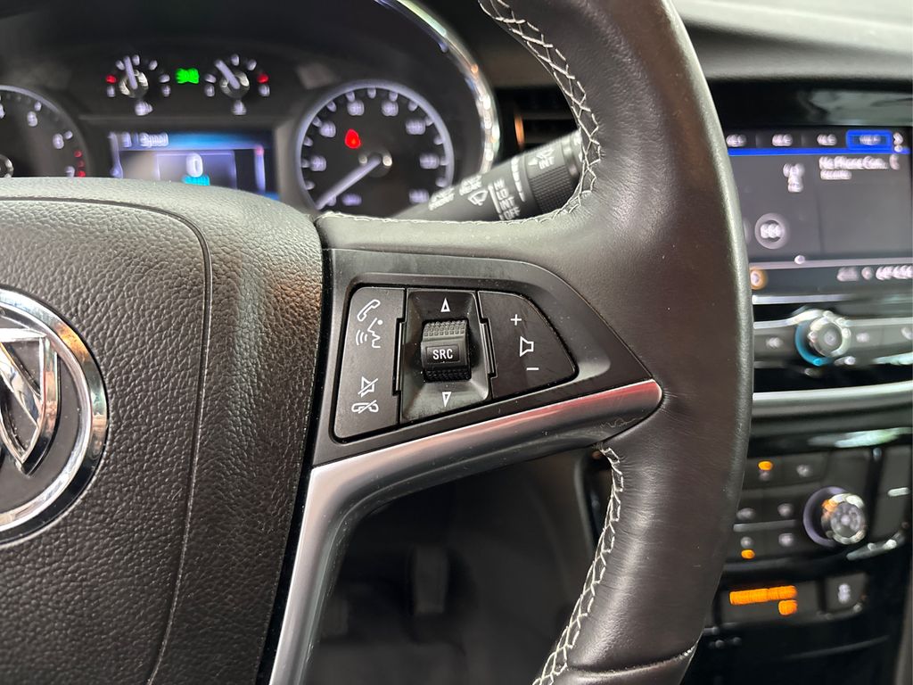 Vehicle image 27 of 39