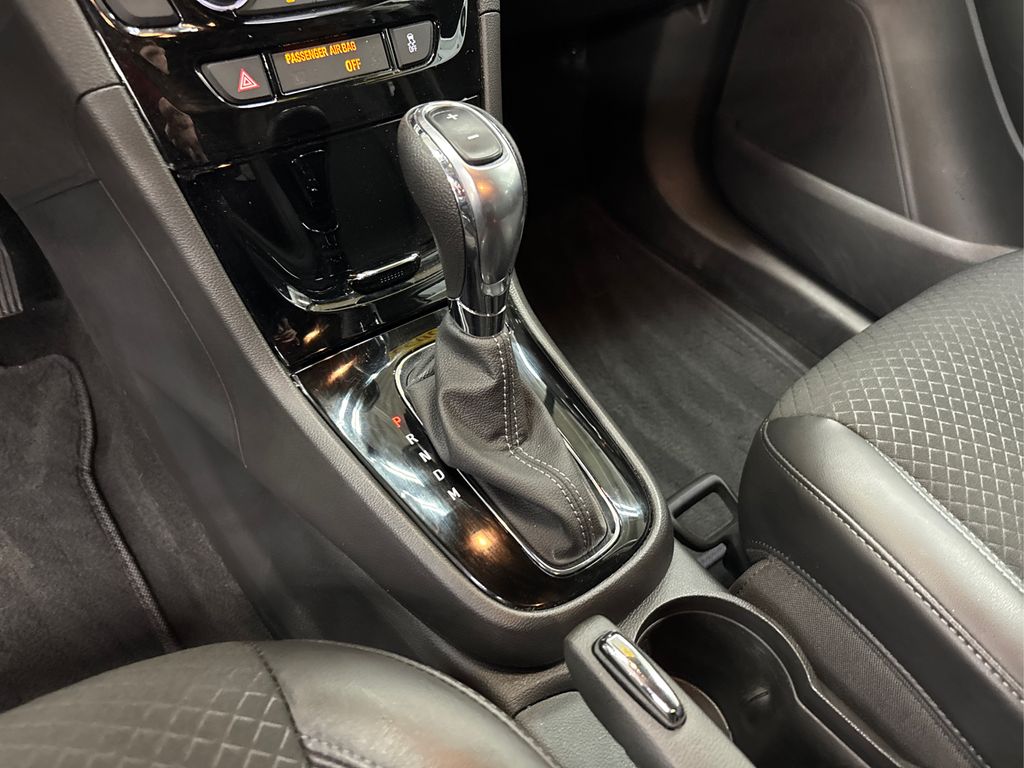 Vehicle image 34 of 39