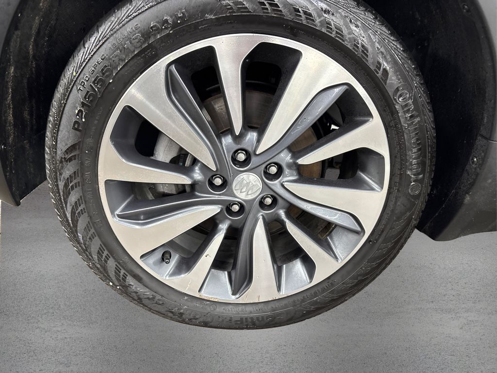 Vehicle image 12 of 39