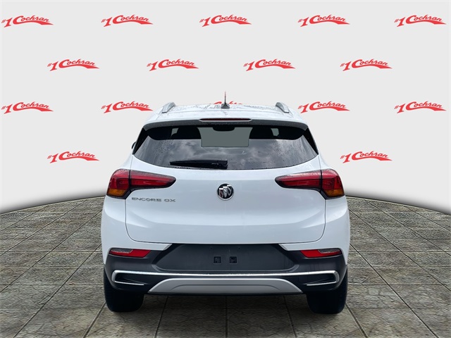Vehicle image 6 of 33