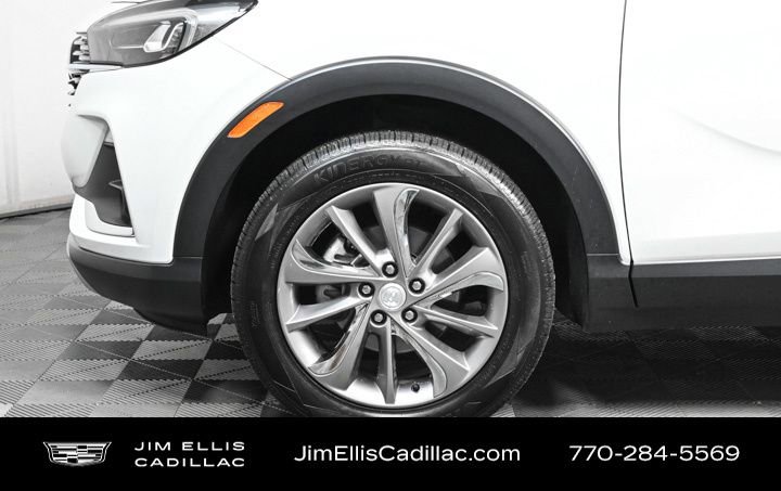 Vehicle image 28 of 45