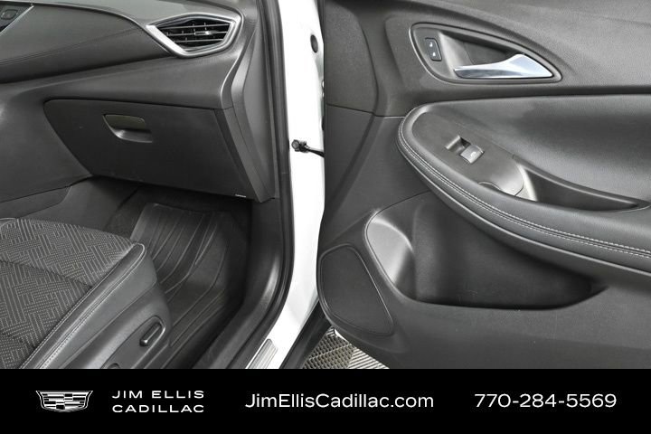 Vehicle image 34 of 45
