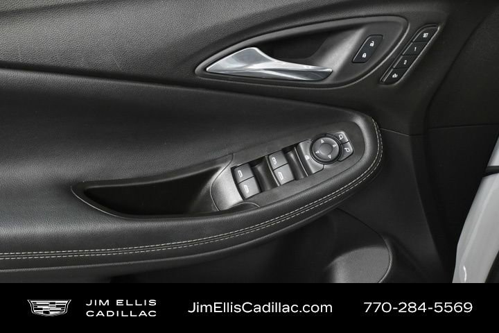 Vehicle image 31 of 45