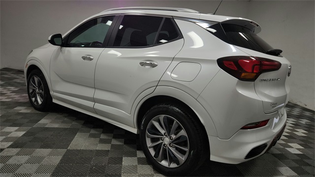 Vehicle image 10 of 26