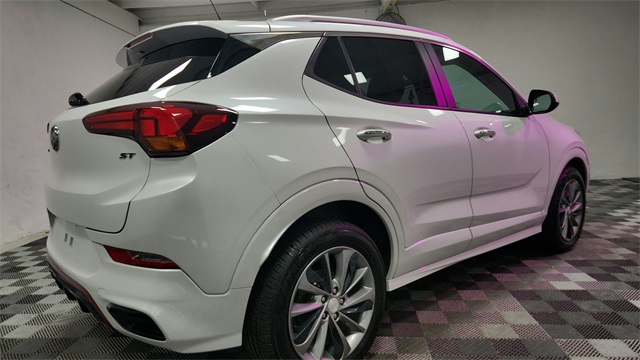 Vehicle image 8 of 26