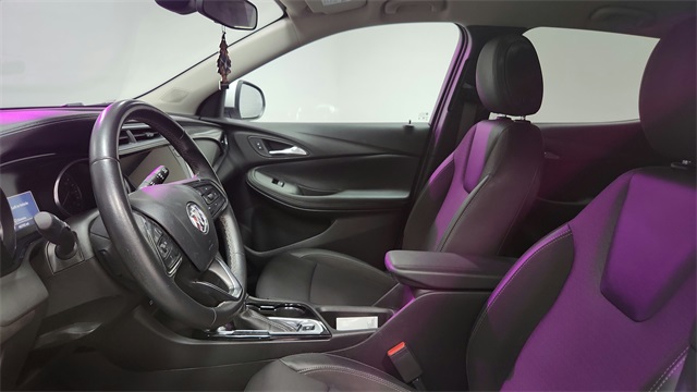 Vehicle image 11 of 26