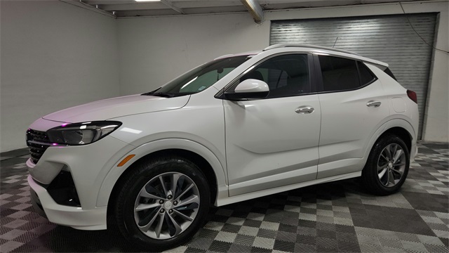 Vehicle image 2 of 26