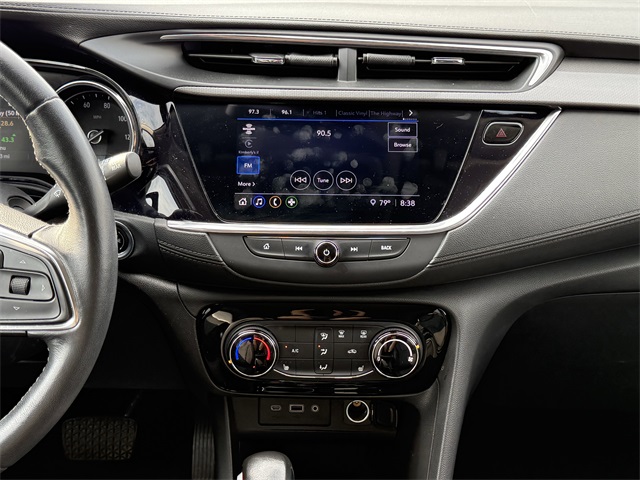 Vehicle image 21 of 26