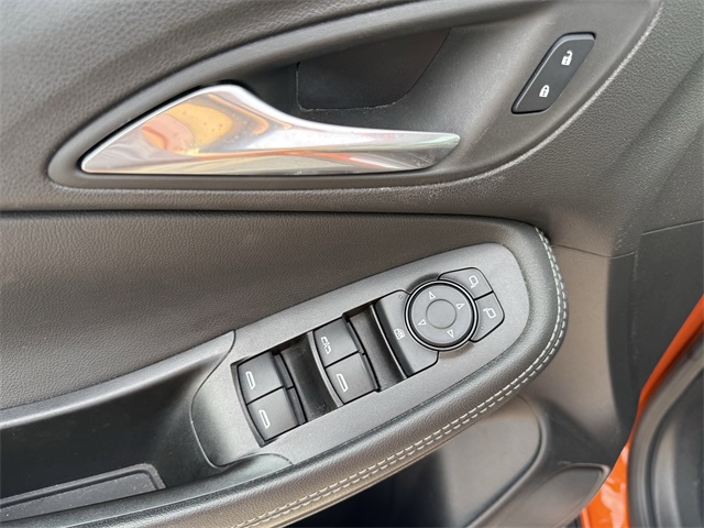 Vehicle image 22 of 26