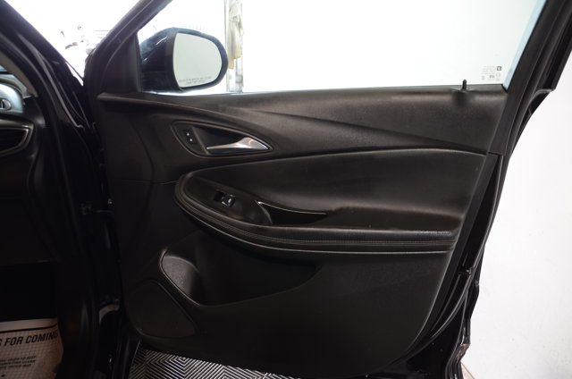 Vehicle image 23 of 36