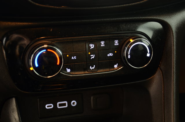 Vehicle image 22 of 36