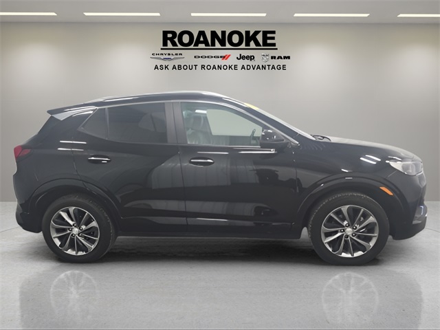 Vehicle image 4 of 33