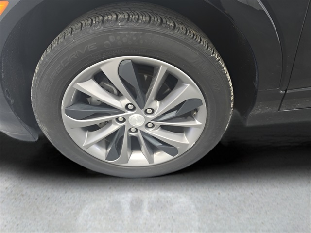 Vehicle image 32 of 33