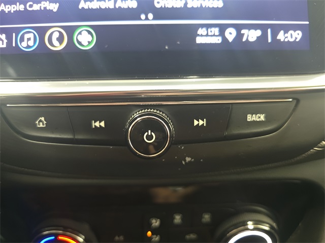 Vehicle image 23 of 33