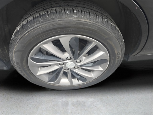 Vehicle image 29 of 33