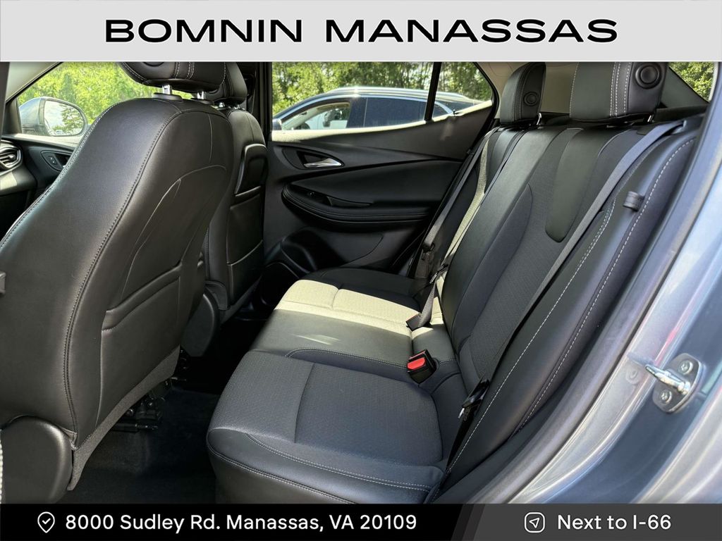 Vehicle image 12 of 30