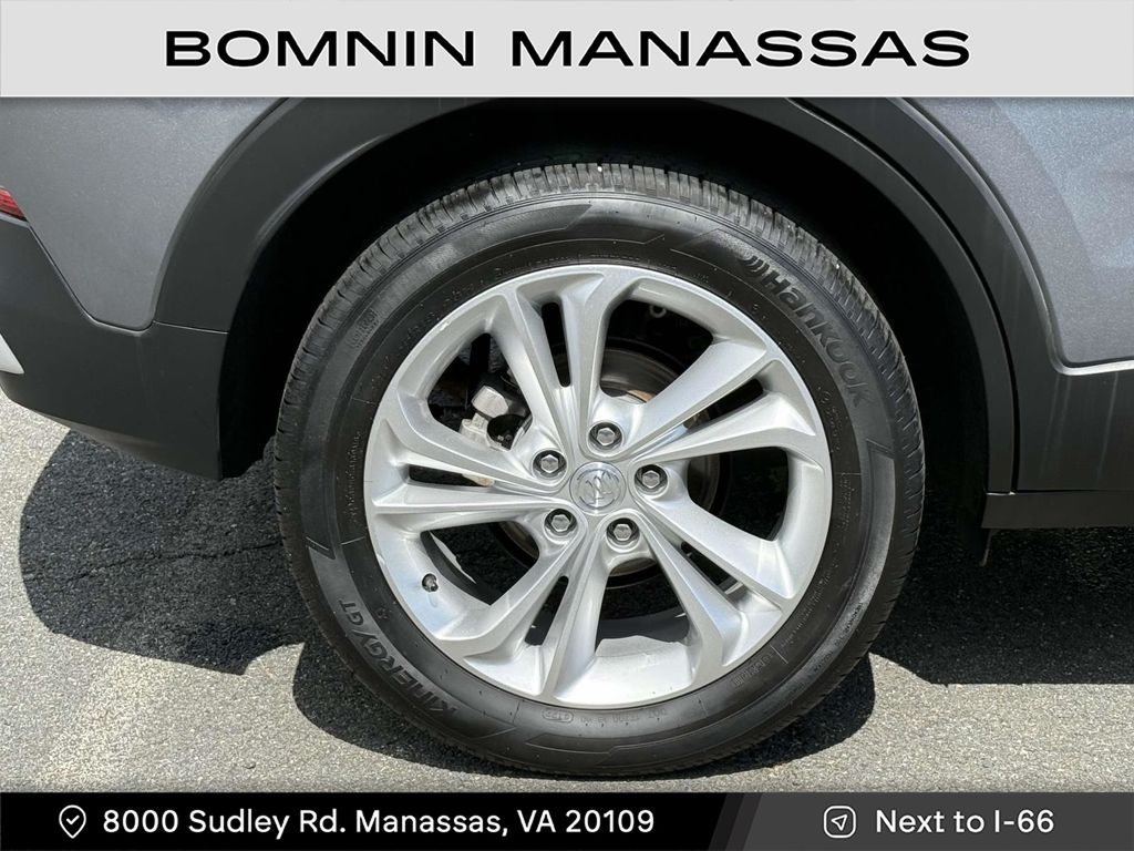 Vehicle image 7 of 30