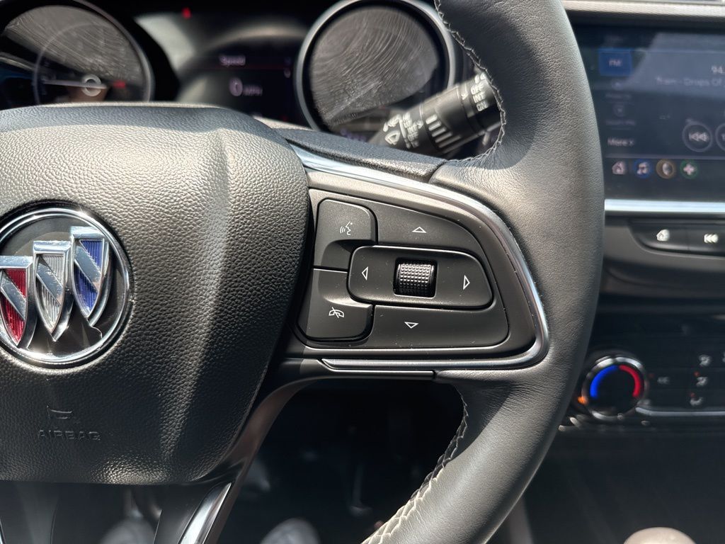 Vehicle image 13 of 38