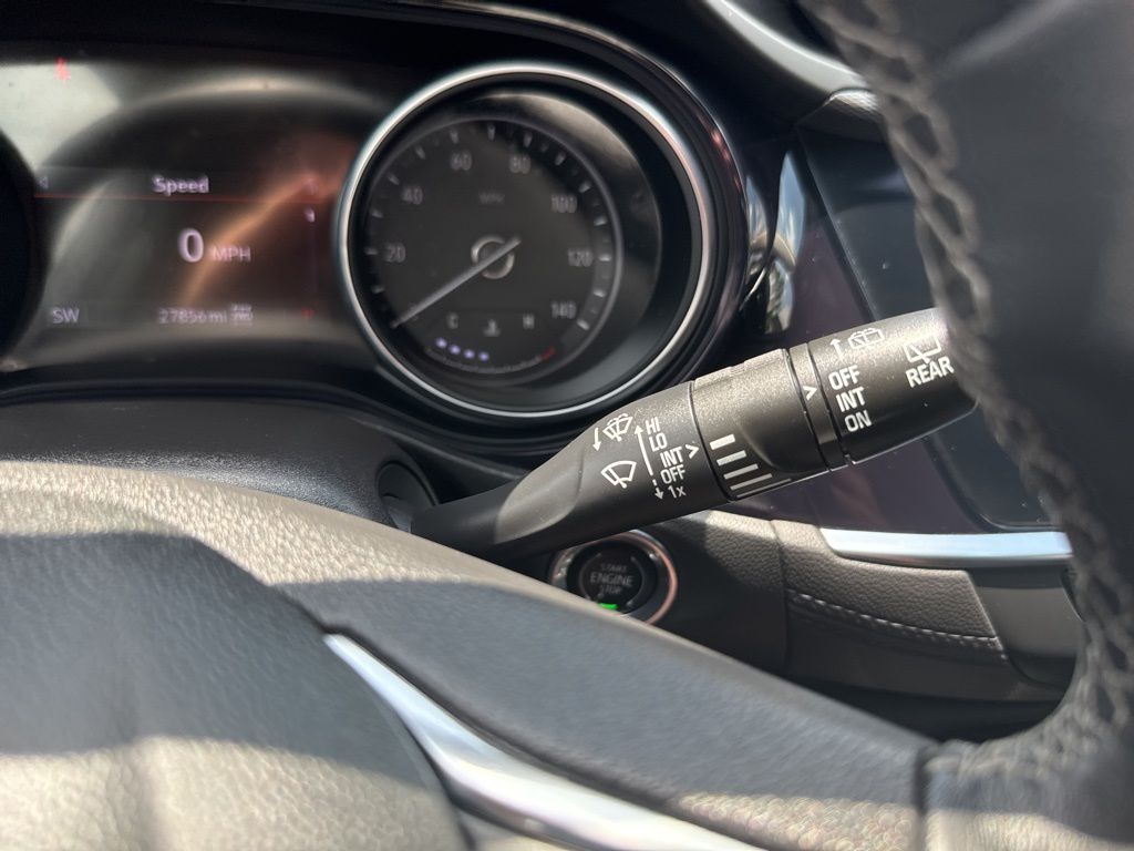 Vehicle image 26 of 38