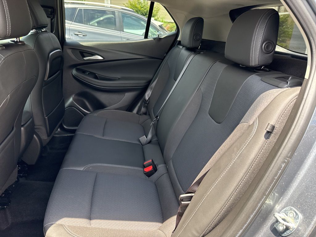 Vehicle image 11 of 38