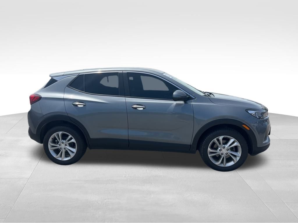 Vehicle image 4 of 22